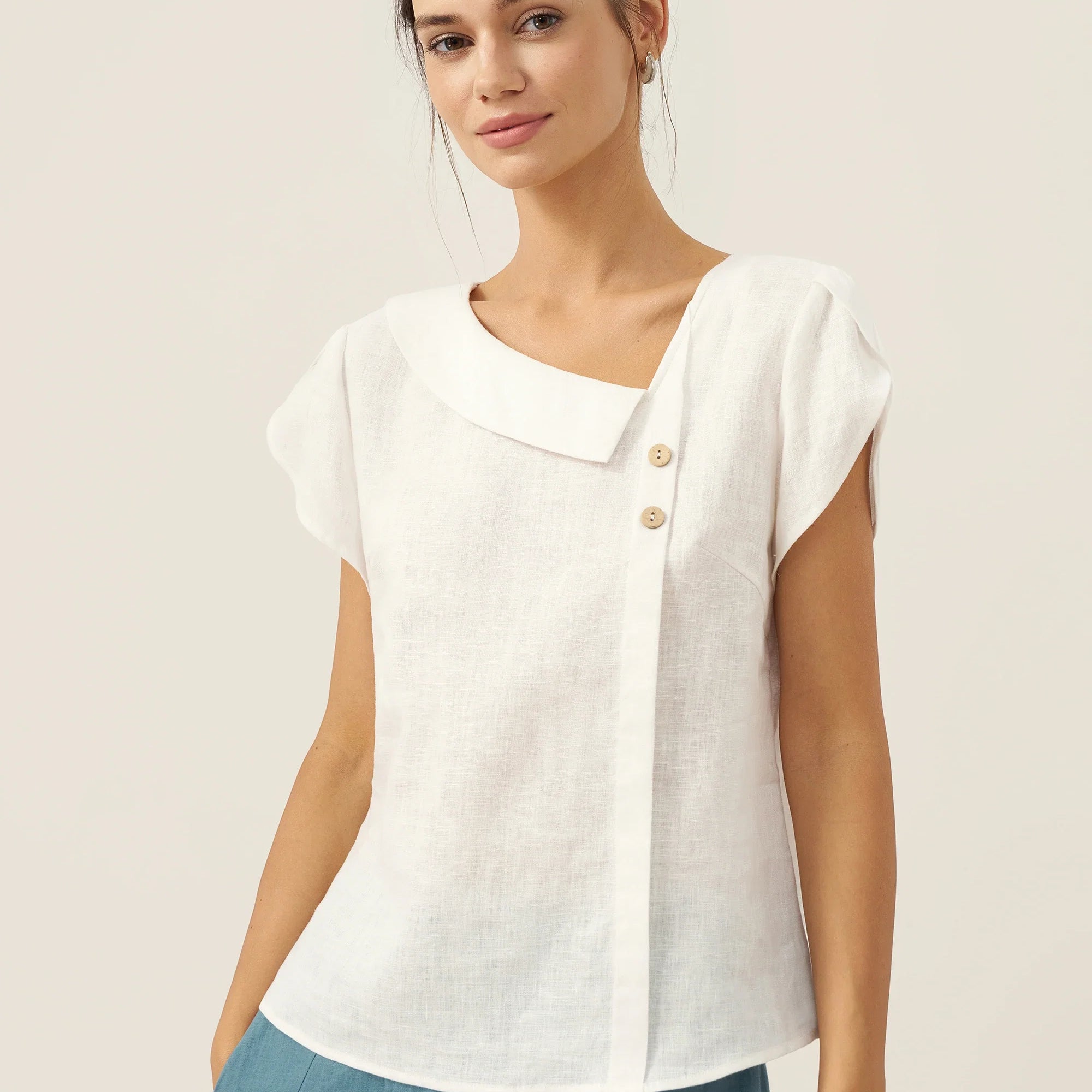 100% Linen Crescent Collar Flutter Sleeve Top FARA