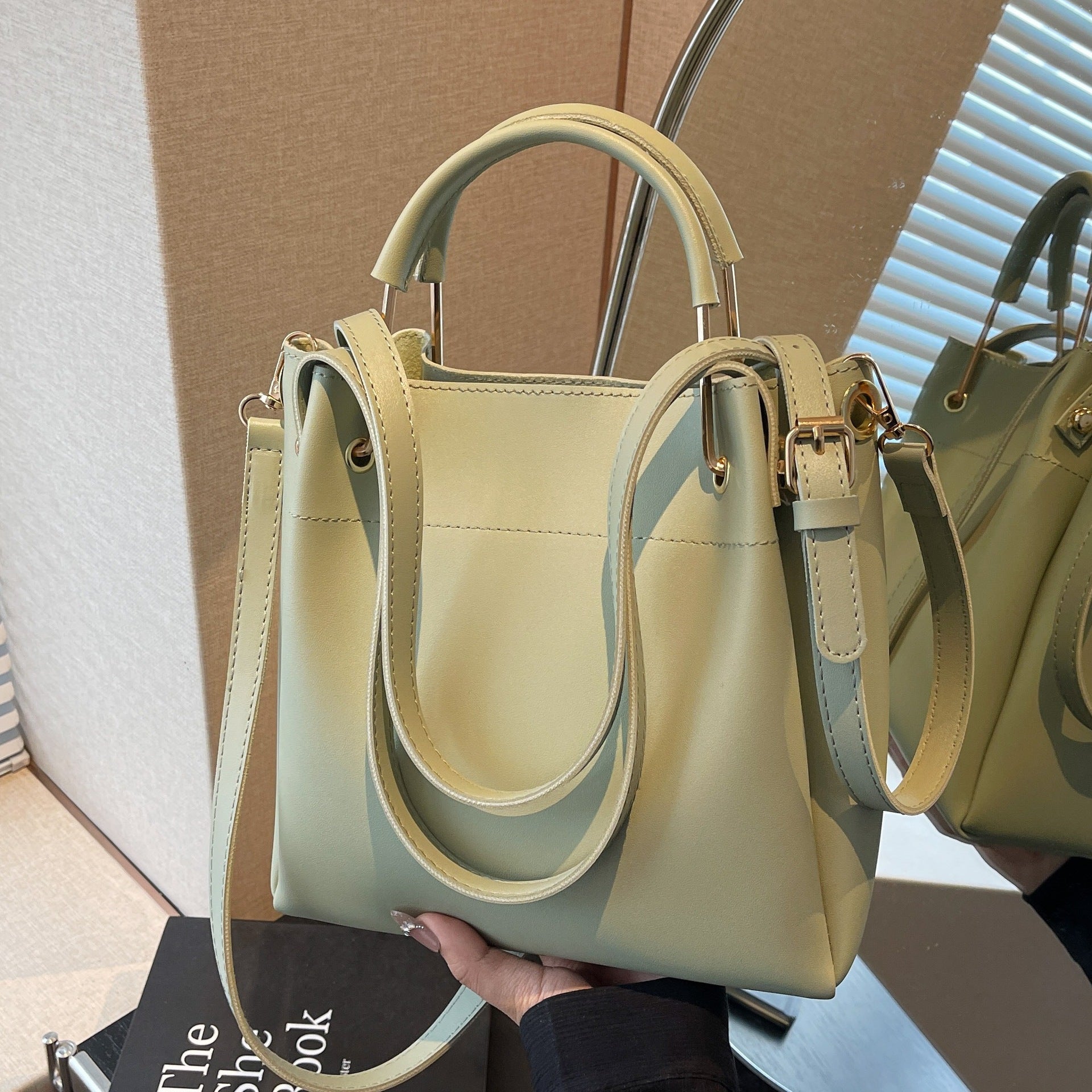Drop and Go Bag Simple All-match Portable Shoulder