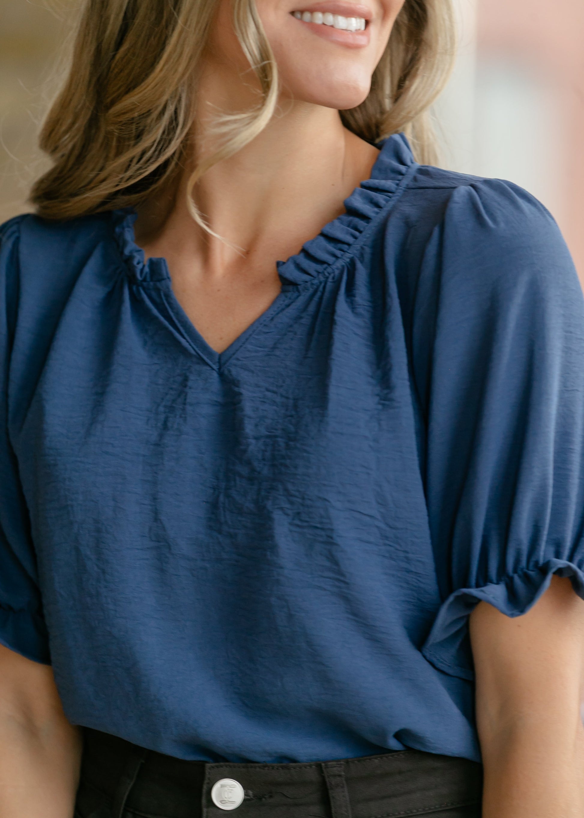 Laurel V-neck Short Sleeve Top